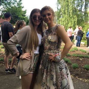 Meet your Posher, Riley